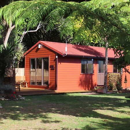 Hide Away In Waikanae Exterior photo